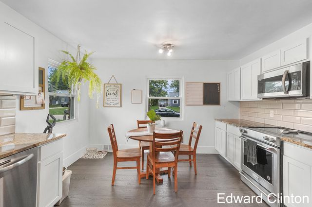 2024 7th Street Nw, City Of Grand Rapids, MI 49504