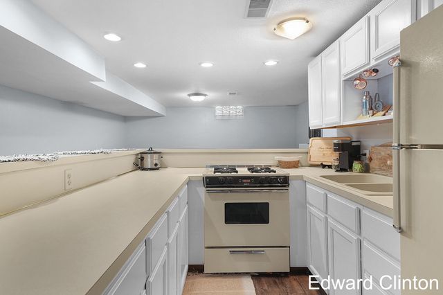 2024 7th Street Nw, City Of Grand Rapids, MI 49504