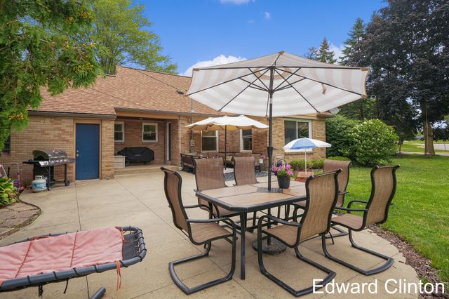 2024 7th Street Nw, City Of Grand Rapids, MI 49504