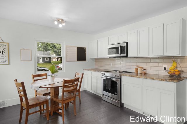 2024 7th Street Nw, City Of Grand Rapids, MI 49504