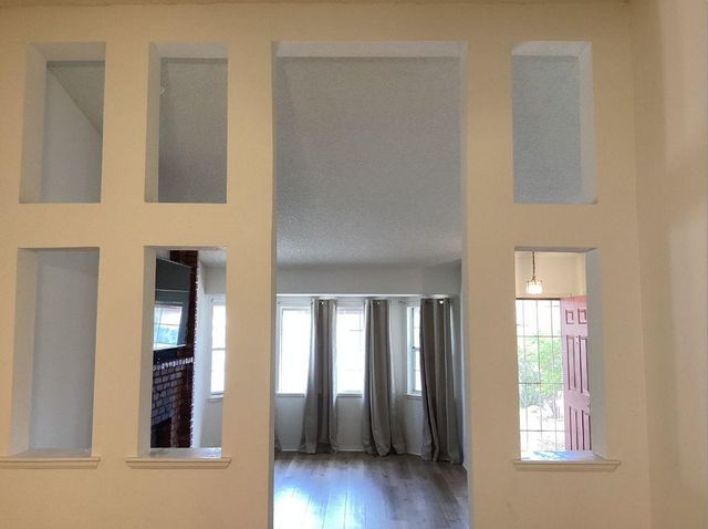 1518 E Ave J 12, Lancaster, CA 93535