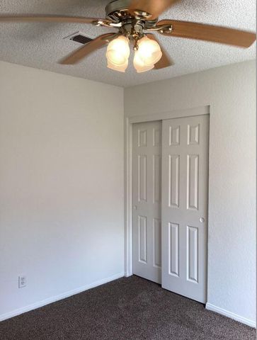 1518 E Ave J 12, Lancaster, CA 93535