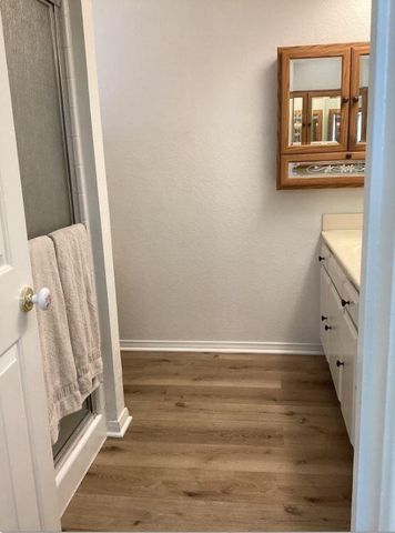 1518 E Ave J 12, Lancaster, CA 93535