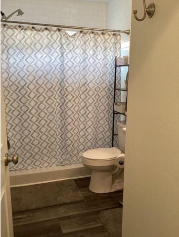 1518 E Ave J 12, Lancaster, CA 93535