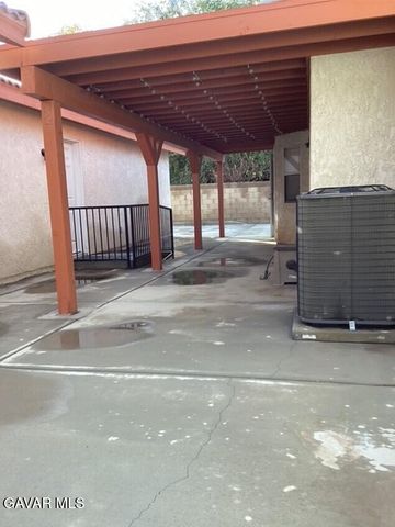 1518 E Ave J 12, Lancaster, CA 93535