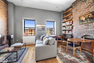 192 LENOX Avenue PHA, New York City, NY 10026