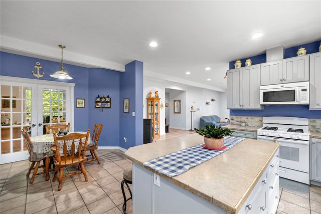 9954 Peace Road, Blaine, WA 98230