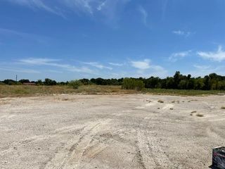 261 Lamkin Road, Mineral Wells, TX 76067