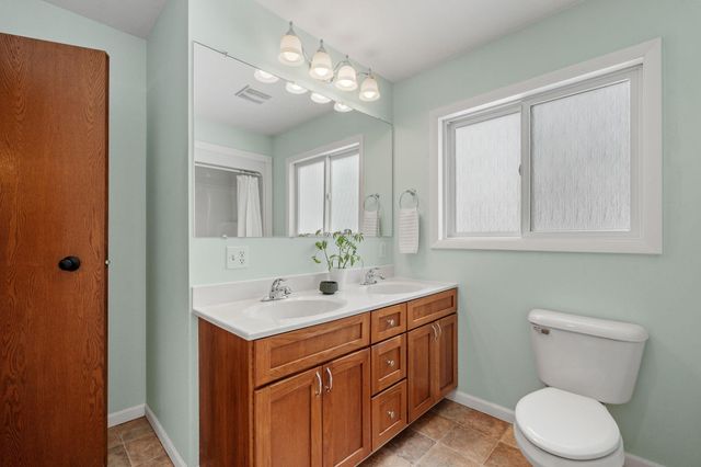 20660 Kirby Avenue N, Scandia, MN 55073