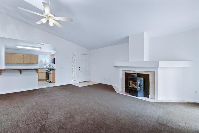 8644 Travary Way, Antelope, CA 95843