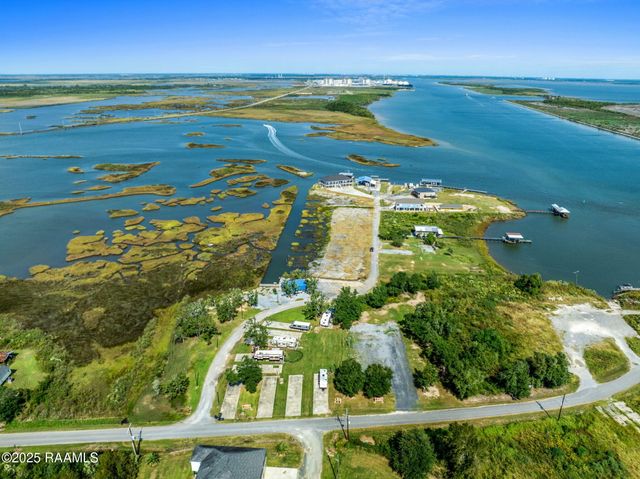 111 Alphonse Road, Hackberry, LA 70645