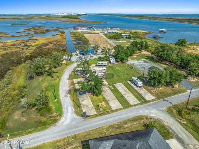 111 Alphonse Road, Hackberry, LA 70645