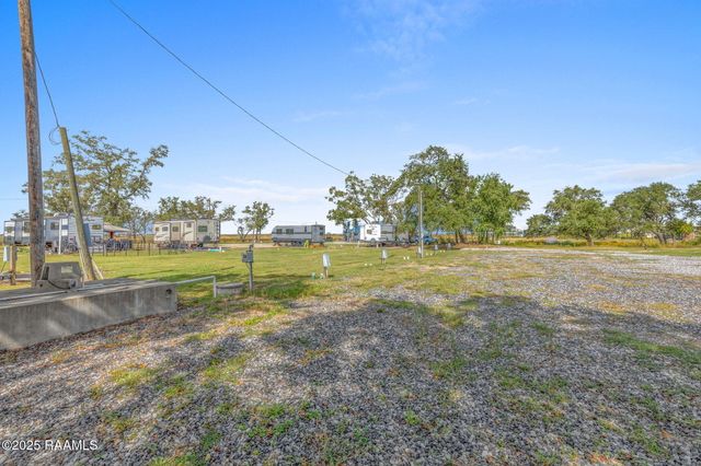 111 Alphonse Road, Hackberry, LA 70645