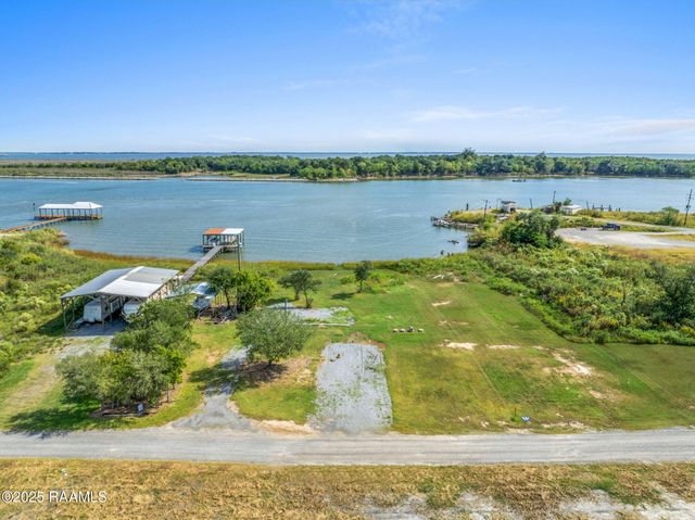 111 Alphonse Road, Hackberry, LA 70645