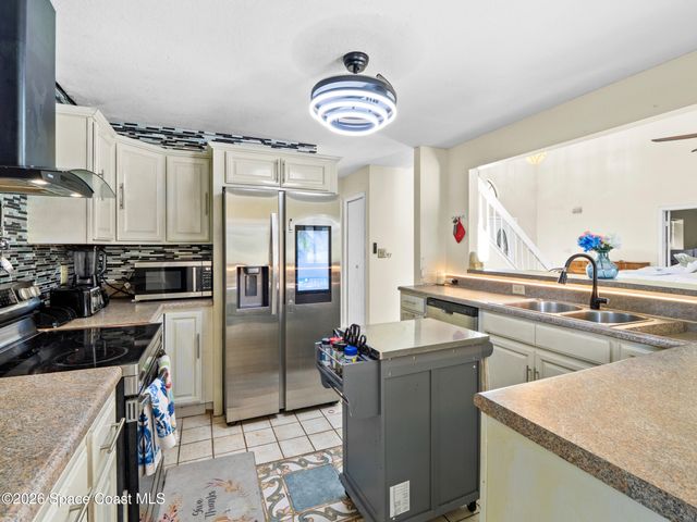 1421 Ruffin Circle SE, Palm Bay, FL 32909
