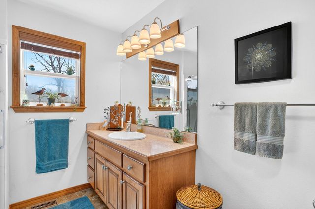 1496 State Highway Y, Galena, MO 65656