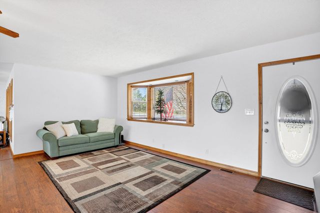 1496 State Highway Y, Galena, MO 65656