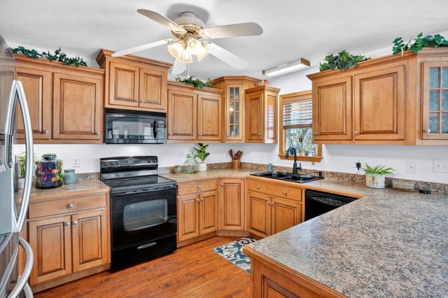 1496 State Highway Y, Galena, MO 65656