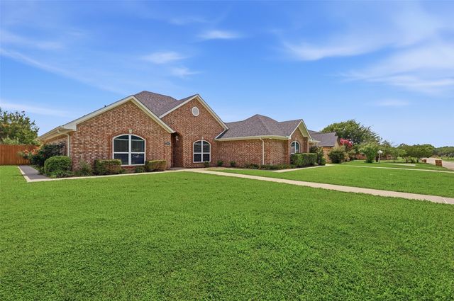 2502 Evelyn Road, Whitesboro, TX 76273