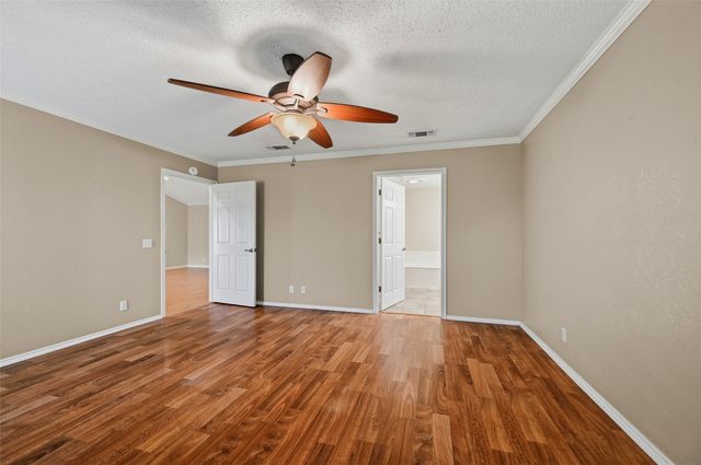 2502 Evelyn Road, Whitesboro, TX 76273