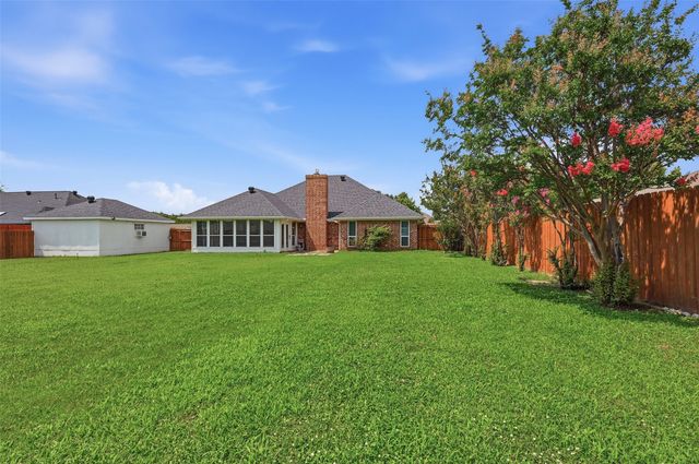 2502 Evelyn Road, Whitesboro, TX 76273