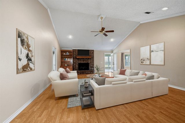 2502 Evelyn Road, Whitesboro, TX 76273