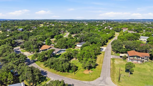 371 Bald Eagle, Canyon Lake, TX 78133