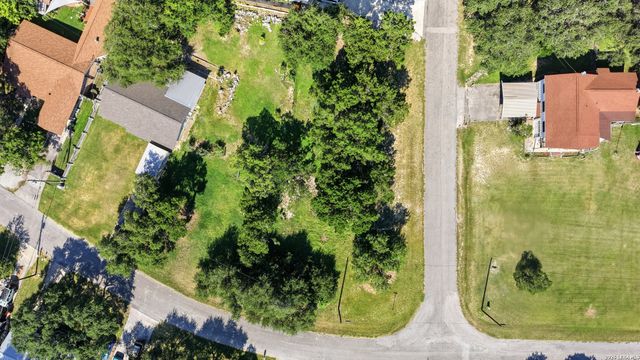 371 Bald Eagle, Canyon Lake, TX 78133