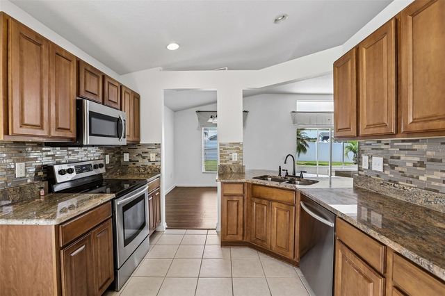 30400 RANDALL MANOR STREET, Wesley Chapel, FL 33545