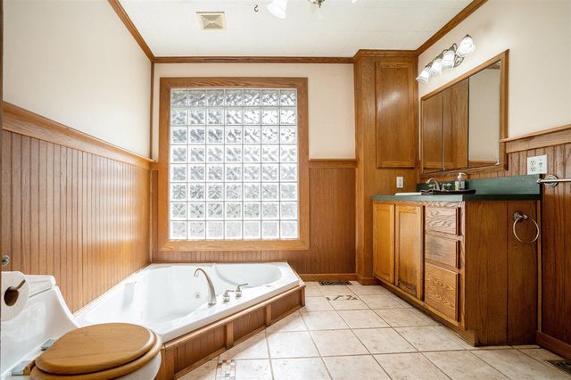 12212 Riverside Drive, White Pigeon, MI 49099