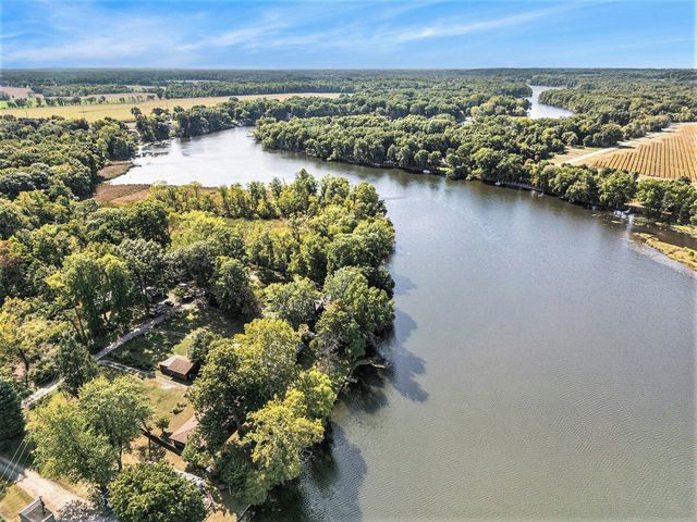 12212 Riverside Drive, White Pigeon, MI 49099