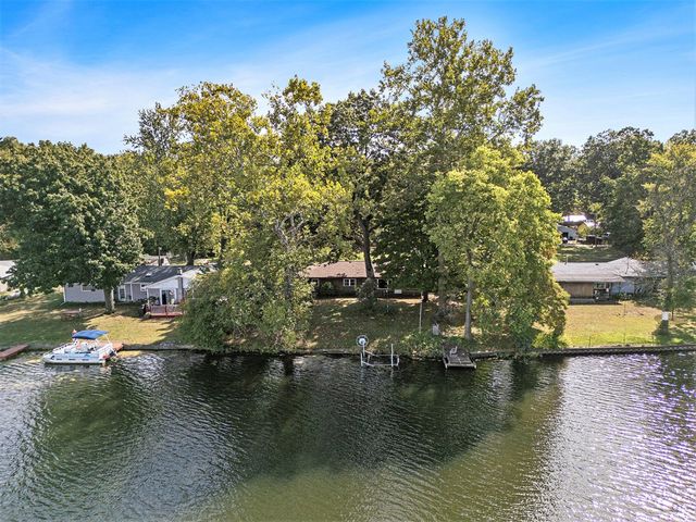 12212 Riverside Drive, White Pigeon, MI 49099