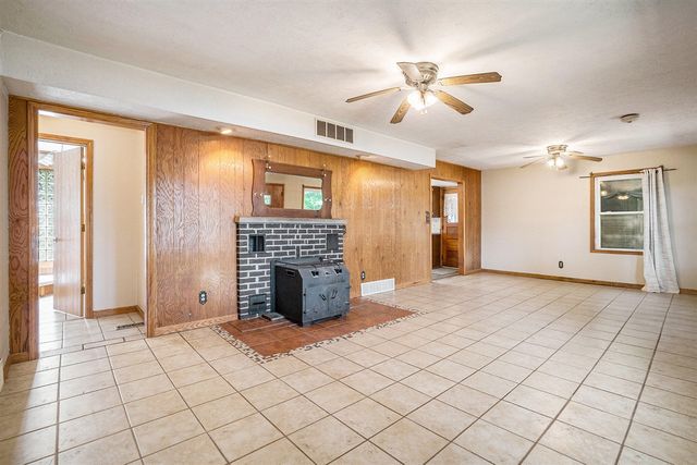 12212 Riverside Drive, White Pigeon, MI 49099