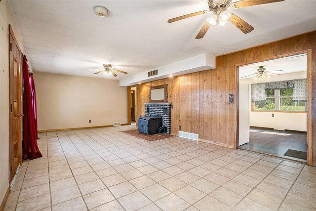 12212 Riverside Drive, White Pigeon, MI 49099