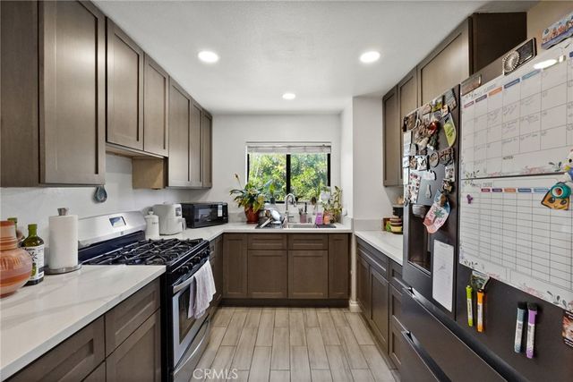 12454 Ralston 6, Sylmar, CA 91342