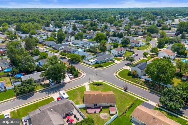 5 FOREST PARK TER, Monroe Township, NJ 08831