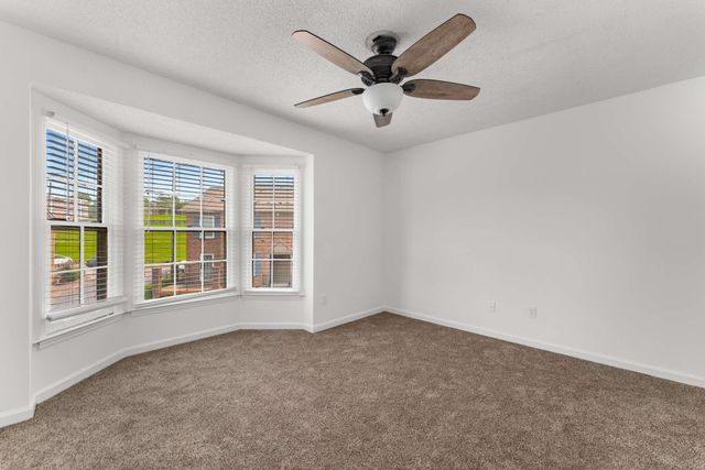 348 Hickory Pl, Nashville, TN 37214