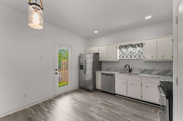 348 Hickory Pl, Nashville, TN 37214