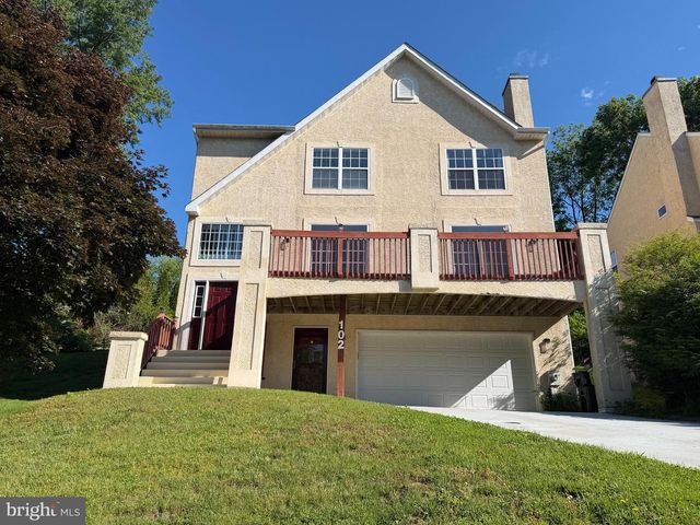 102 THOMAS LN, Newark, DE 19711