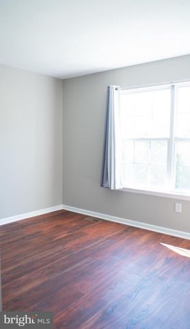 102 THOMAS LN, Newark, DE 19711
