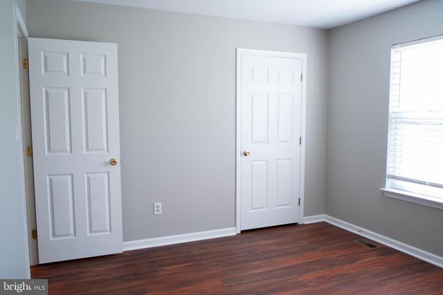 102 THOMAS LN, Newark, DE 19711