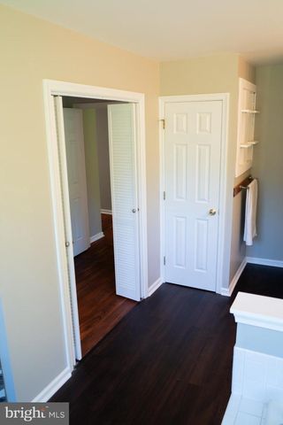 102 THOMAS LN, Newark, DE 19711