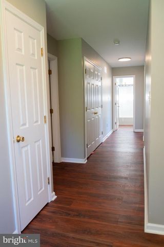102 THOMAS LN, Newark, DE 19711