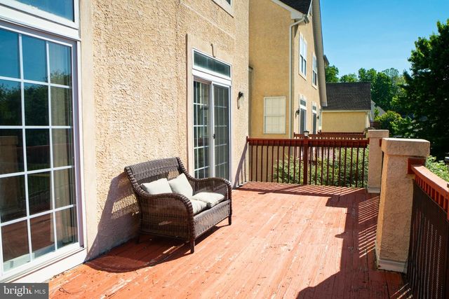102 THOMAS LN, Newark, DE 19711