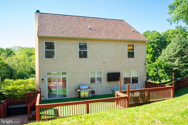 102 THOMAS LN, Newark, DE 19711