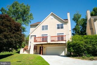 102 THOMAS LN, Newark, DE 19711