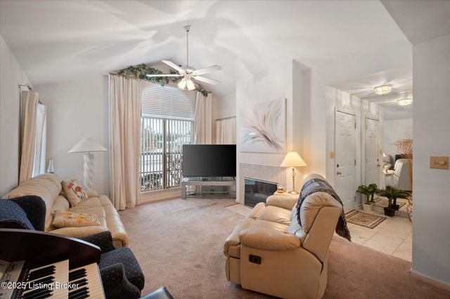 117 Hazelnut Ct, La Grange, KY 40031