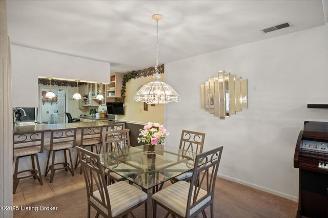 117 Hazelnut Ct, La Grange, KY 40031