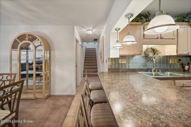 117 Hazelnut Ct, La Grange, KY 40031