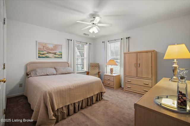 117 Hazelnut Ct, La Grange, KY 40031